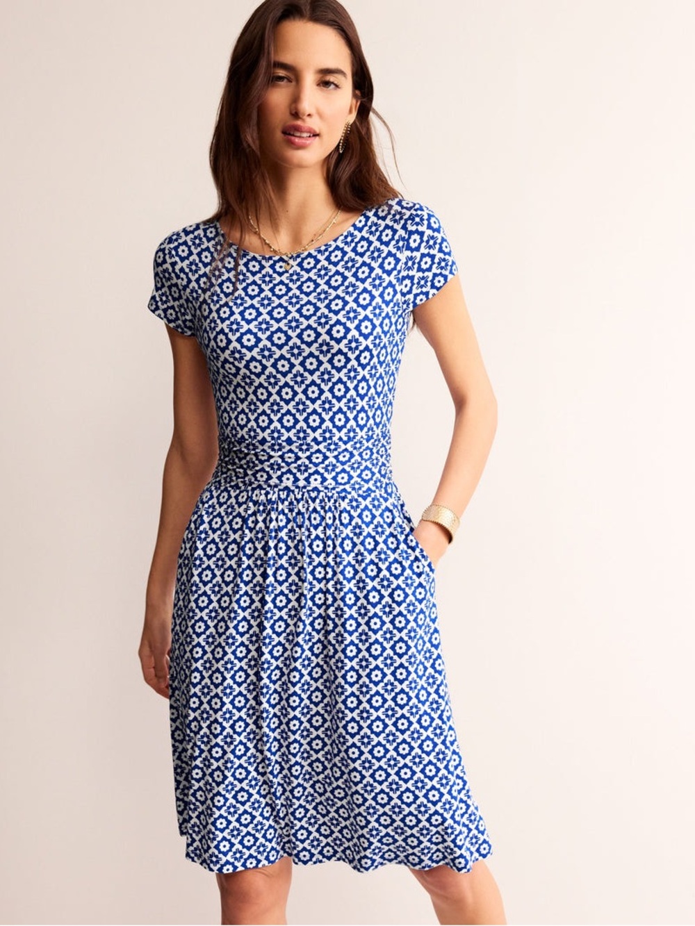 Boden Amelie Jersey Dress Surf The Web Stamp Mediterranean Tile Costal Vacay
